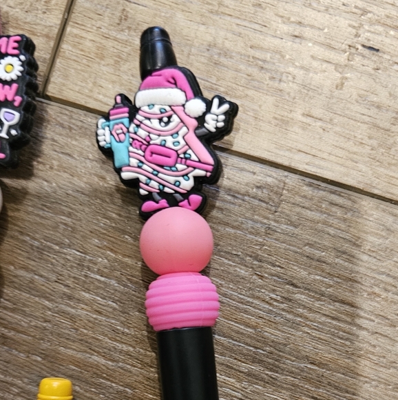 Fun Handmade Pens - Picture 5 of 5